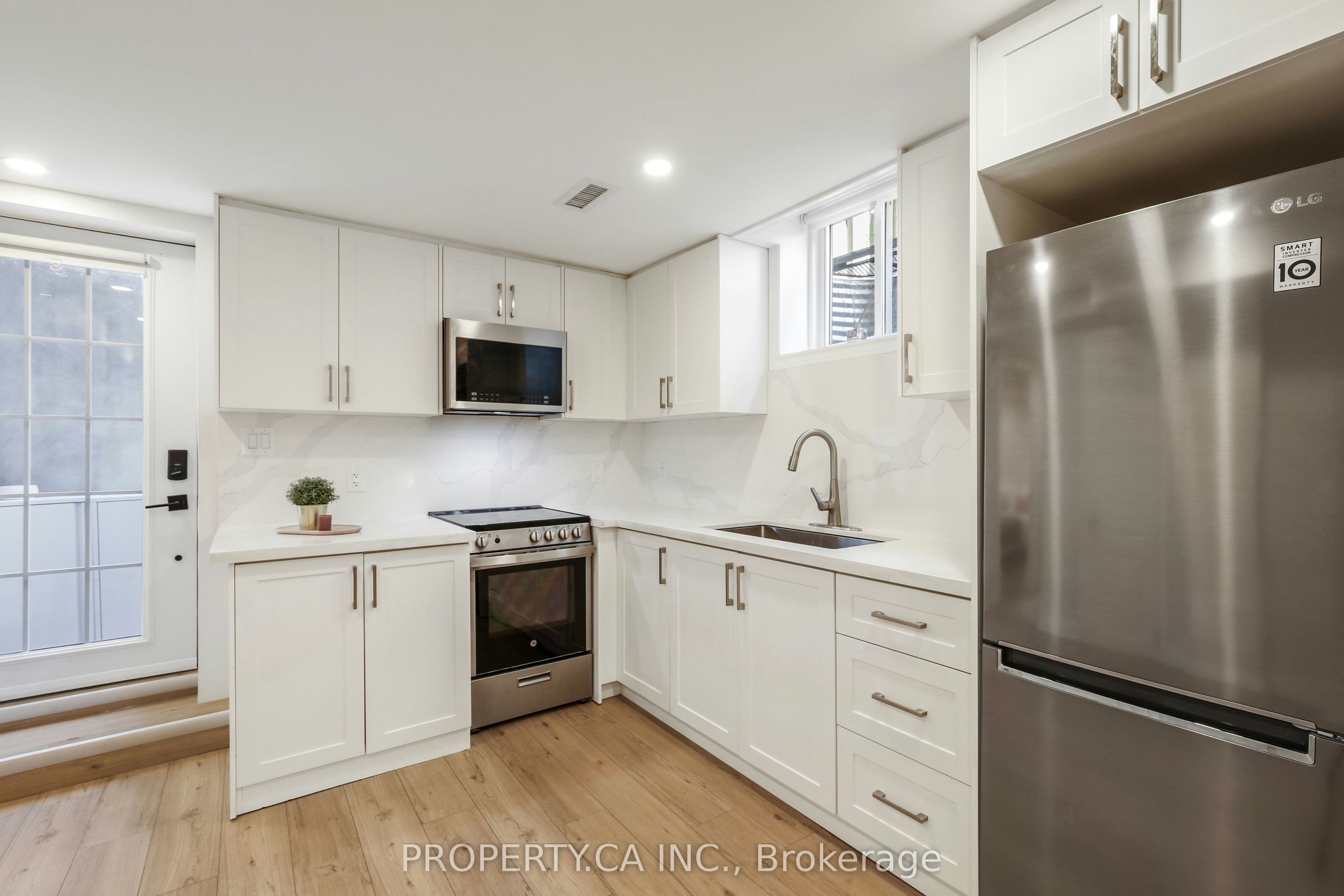 Lower-891 Willowbank Trail, Mississauga, ON, L4W 3M2 - 5