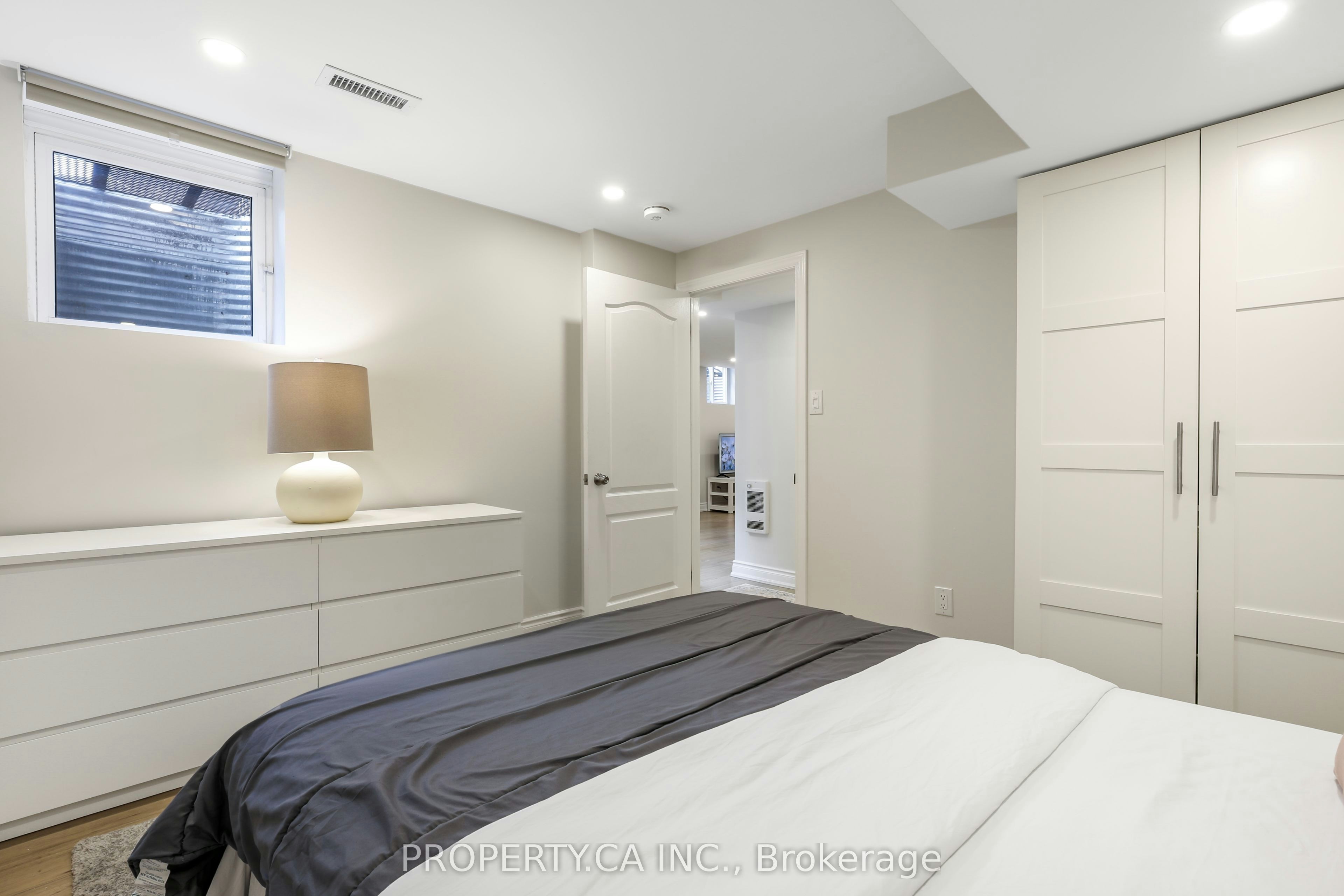 Lower-891 Willowbank Trail, Mississauga, ON, L4W 3M2 - 20
