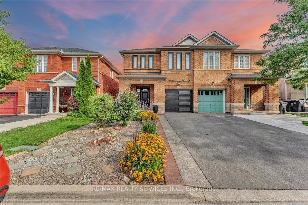 49 Tanglemere Crescent, Brampton, ON, L7A 1R8
