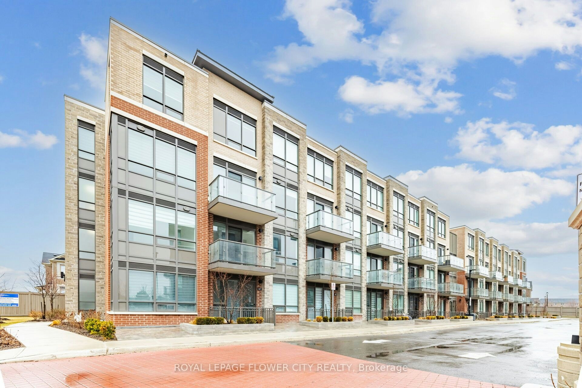 269-65 Attmar Drive E, Brampton, ON, L6P 0Y6