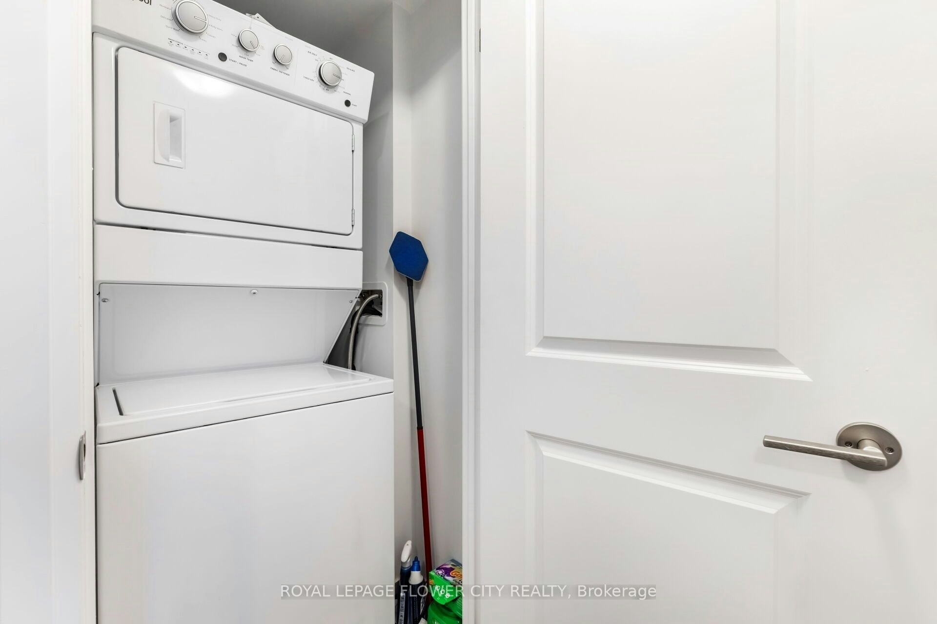 269-65 Attmar Drive E, Brampton, ON, L6P 0Y6 - 29