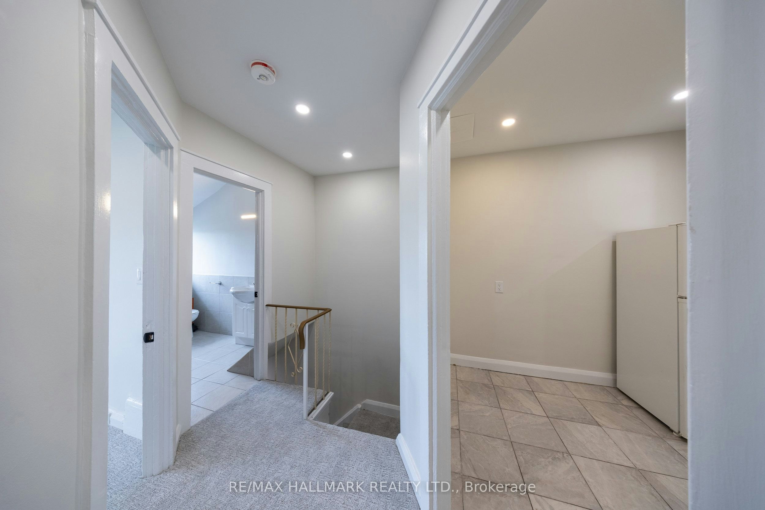 Upper-1366 Davenport Road, Toronto, ON, M6H 2G9 - 3