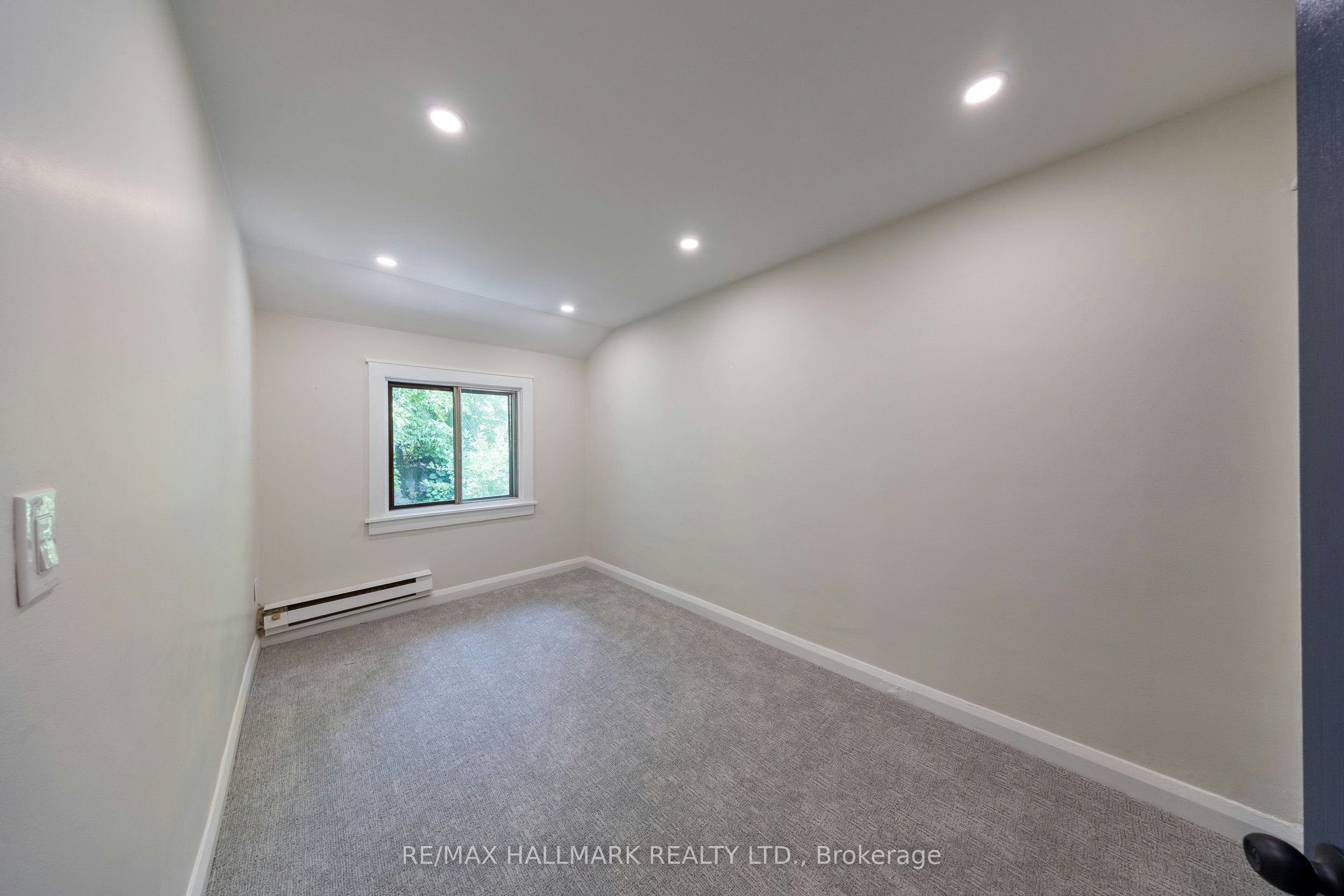 Upper-1366 Davenport Road, Toronto, ON, M6H 2G9 - 6