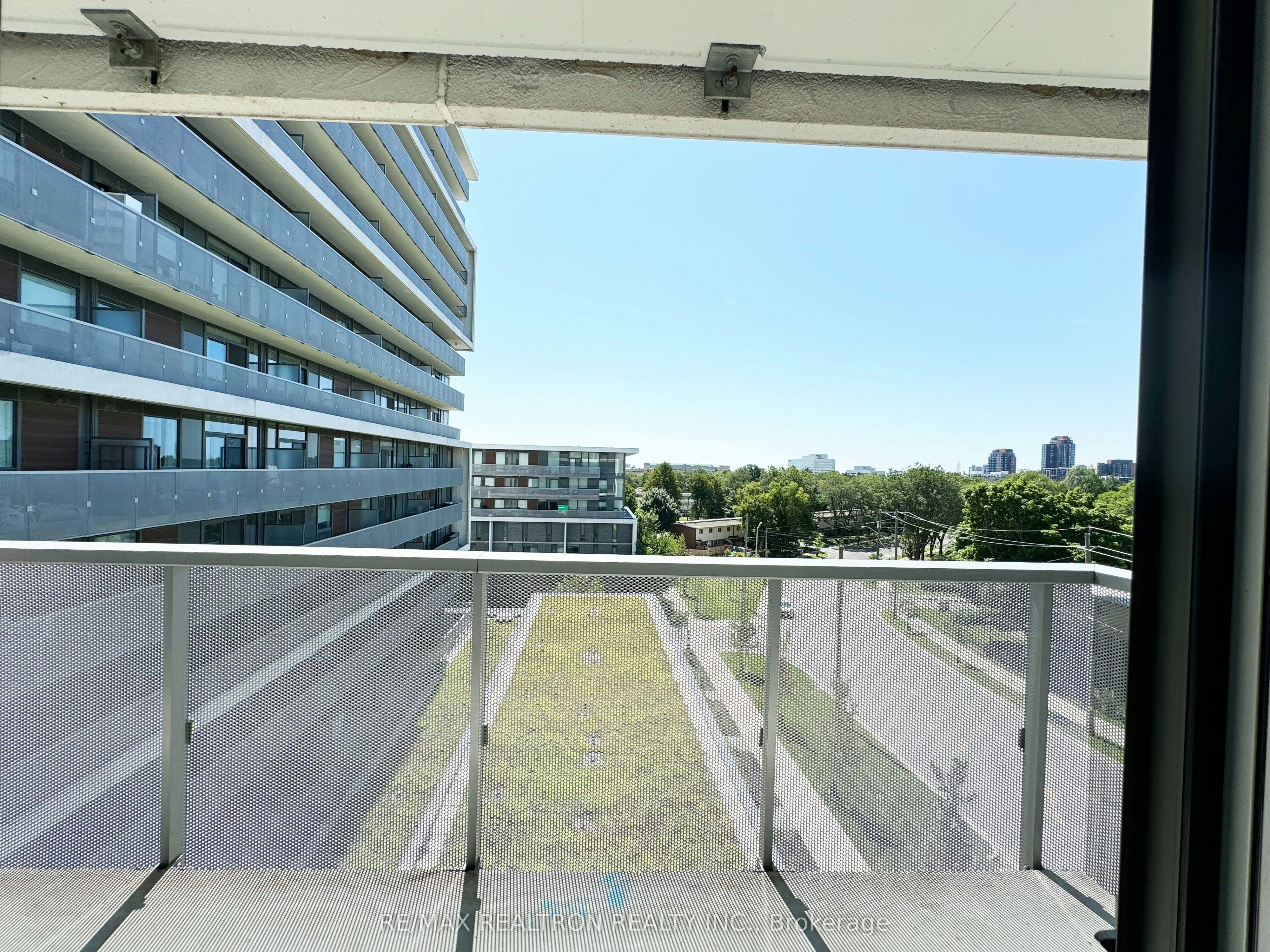 715-160 Flemington Road, Toronto, ON, M6A 0A9 - 18