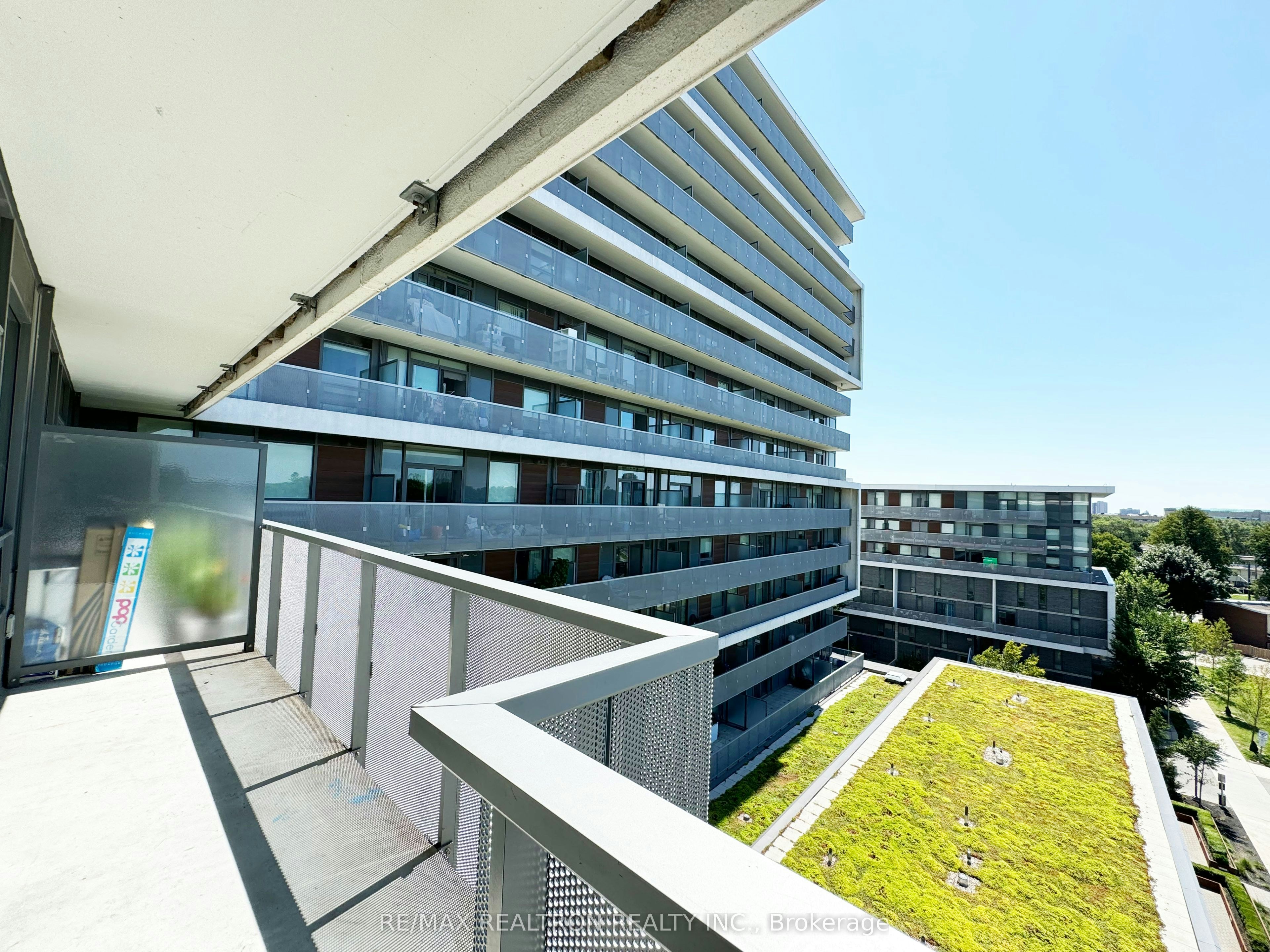 715-160 Flemington Road, Toronto, ON, M6A 0A9 - 17