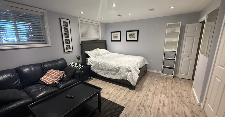 Bsmt-23 Algoma Street, Toronto, ON, M8Y 1C2 - 7