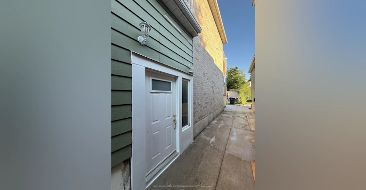 Bsmt-23 Algoma Street, Toronto, ON, M8Y 1C2 - 2