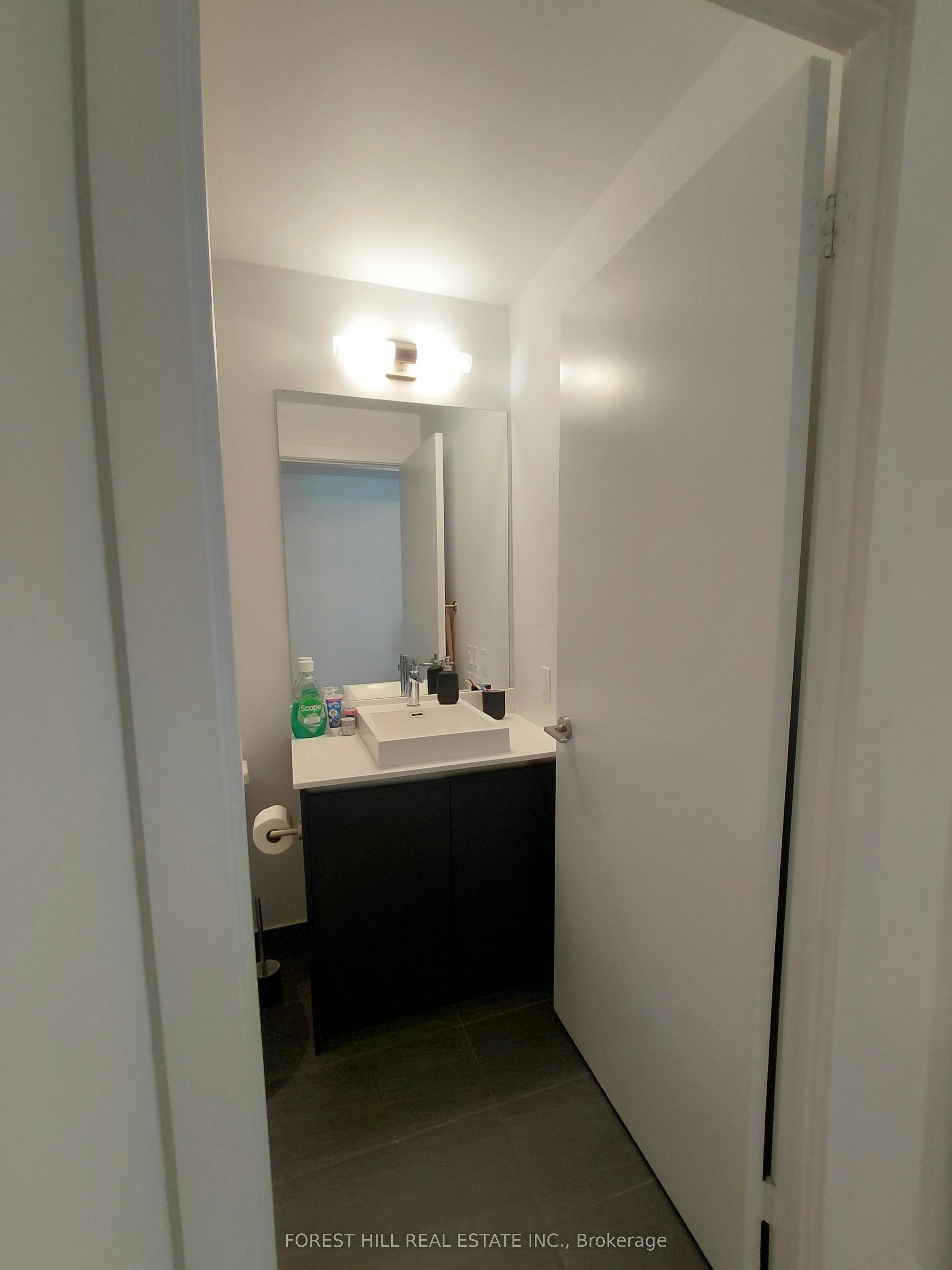 2108-251 Manitoba Street, Toronto, ON, M8Y 4G9 - 4