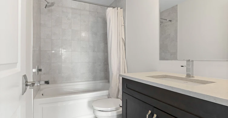93 Wheat Boom Drive, Oakville, ON, L6H 0M9 - 18
