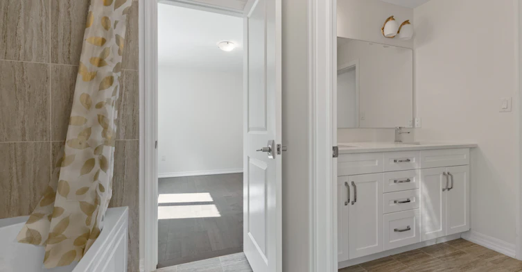 93 Wheat Boom Drive, Oakville, ON, L6H 0M9 - 25