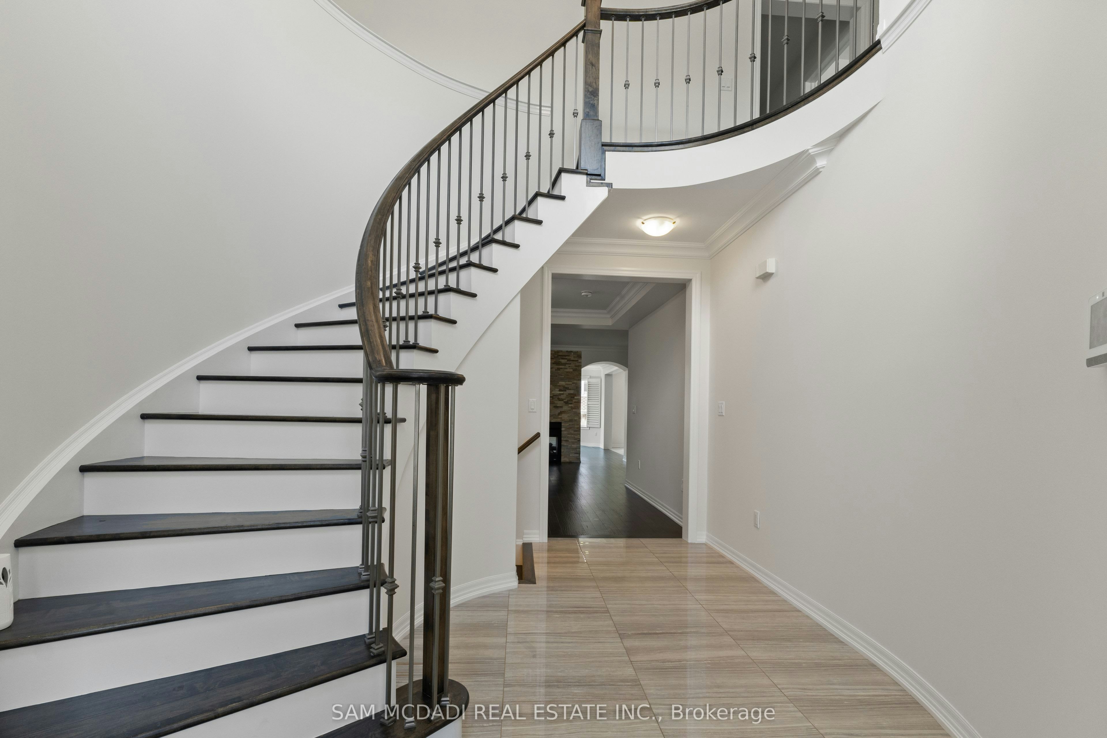 93 Wheat Boom Drive, Oakville, ON, L6H 0M9 - 4