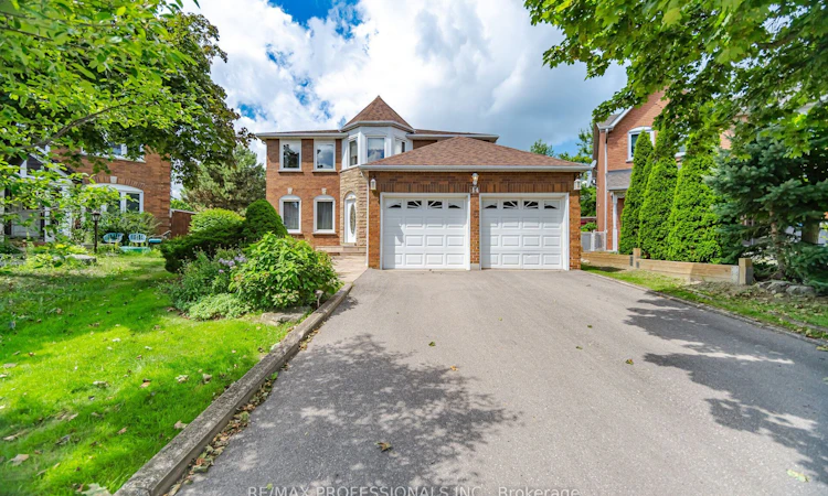 14 Laura Court