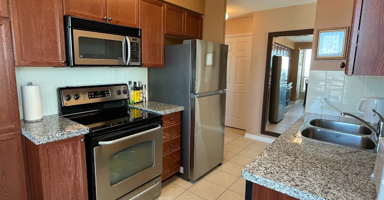 908 Room2-4889 Kimbermount Avenue, Mississauga, ON, L5M 7R9 - 10