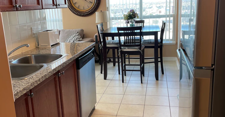 908 Room2-4889 Kimbermount Avenue, Mississauga, ON, L5M 7R9 - 9