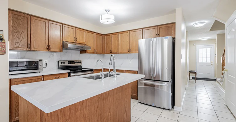 Upper-140 Cadillac Crescent, Brampton, ON, L7A 3B4 - 10