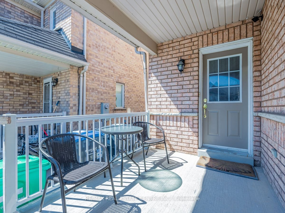 Upper-140 Cadillac Crescent, Brampton, ON, L7A 3B4 - 2
