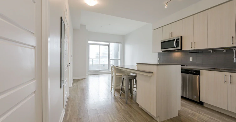 425-4055 Parkside Village Drive, Mississauga, ON, L5B 0K8 - 14