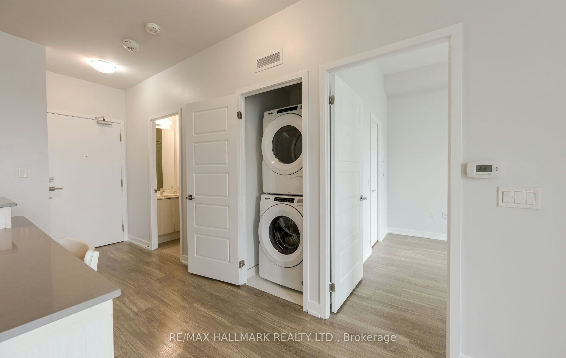 425-4055 Parkside Village Drive, Mississauga, ON, L5B 0K8 - 35