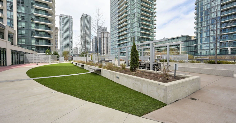 425-4055 Parkside Village Drive, Mississauga, ON, L5B 0K8 - 49