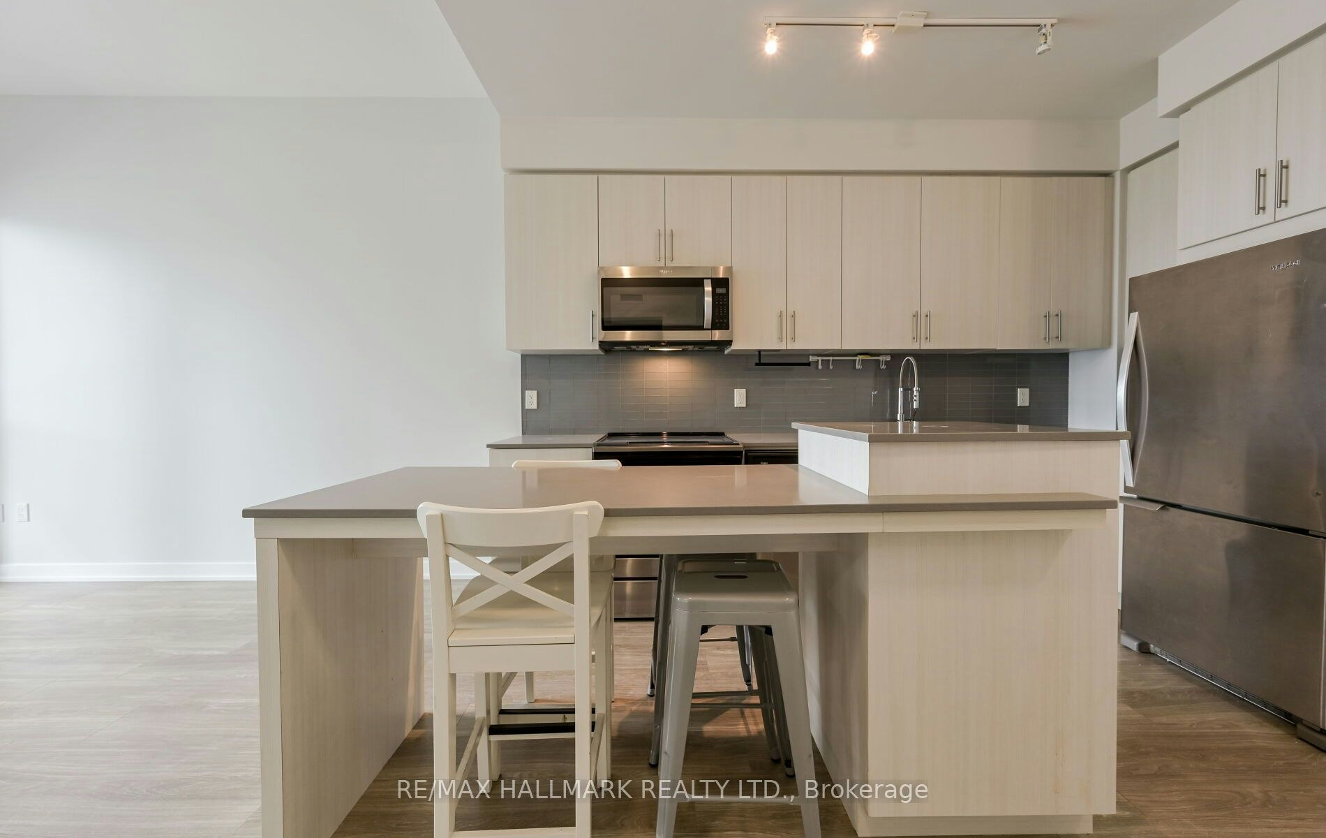 425-4055 Parkside Village Drive, Mississauga, ON, L5B 0K8 - 23