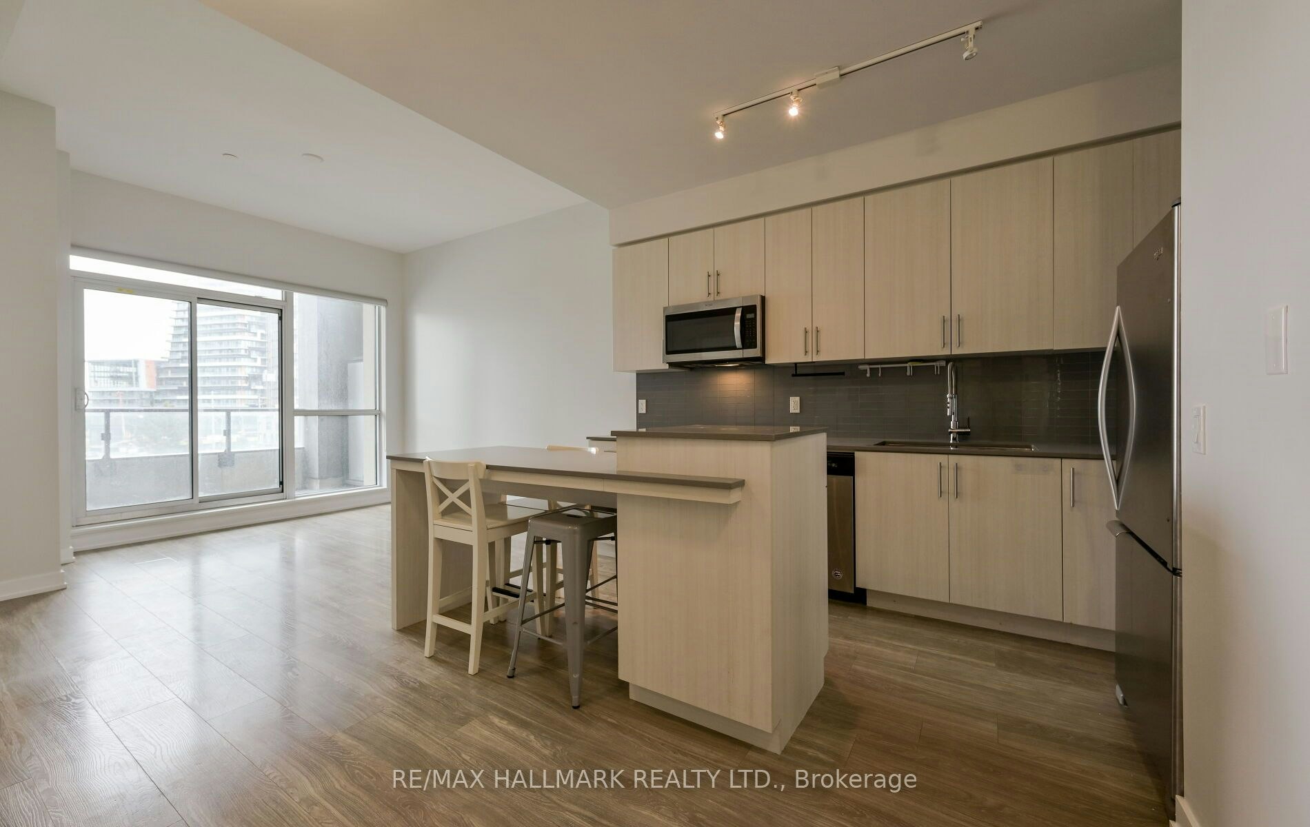 425-4055 Parkside Village Drive, Mississauga, ON, L5B 0K8 - 25