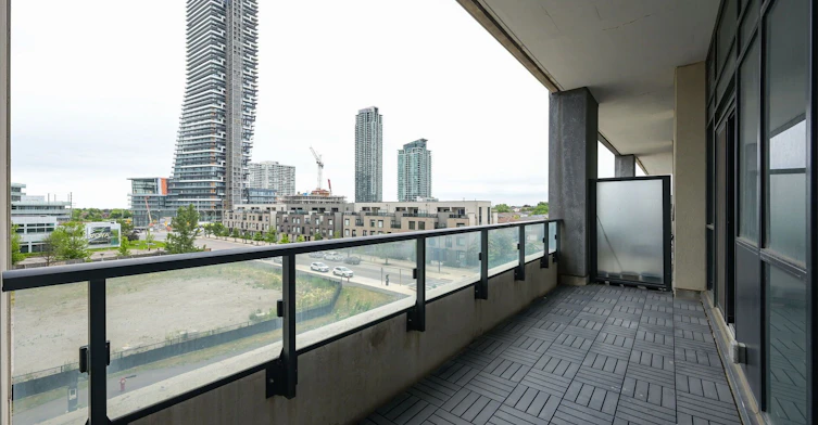 425-4055 Parkside Village Drive, Mississauga, ON, L5B 0K8 - 37