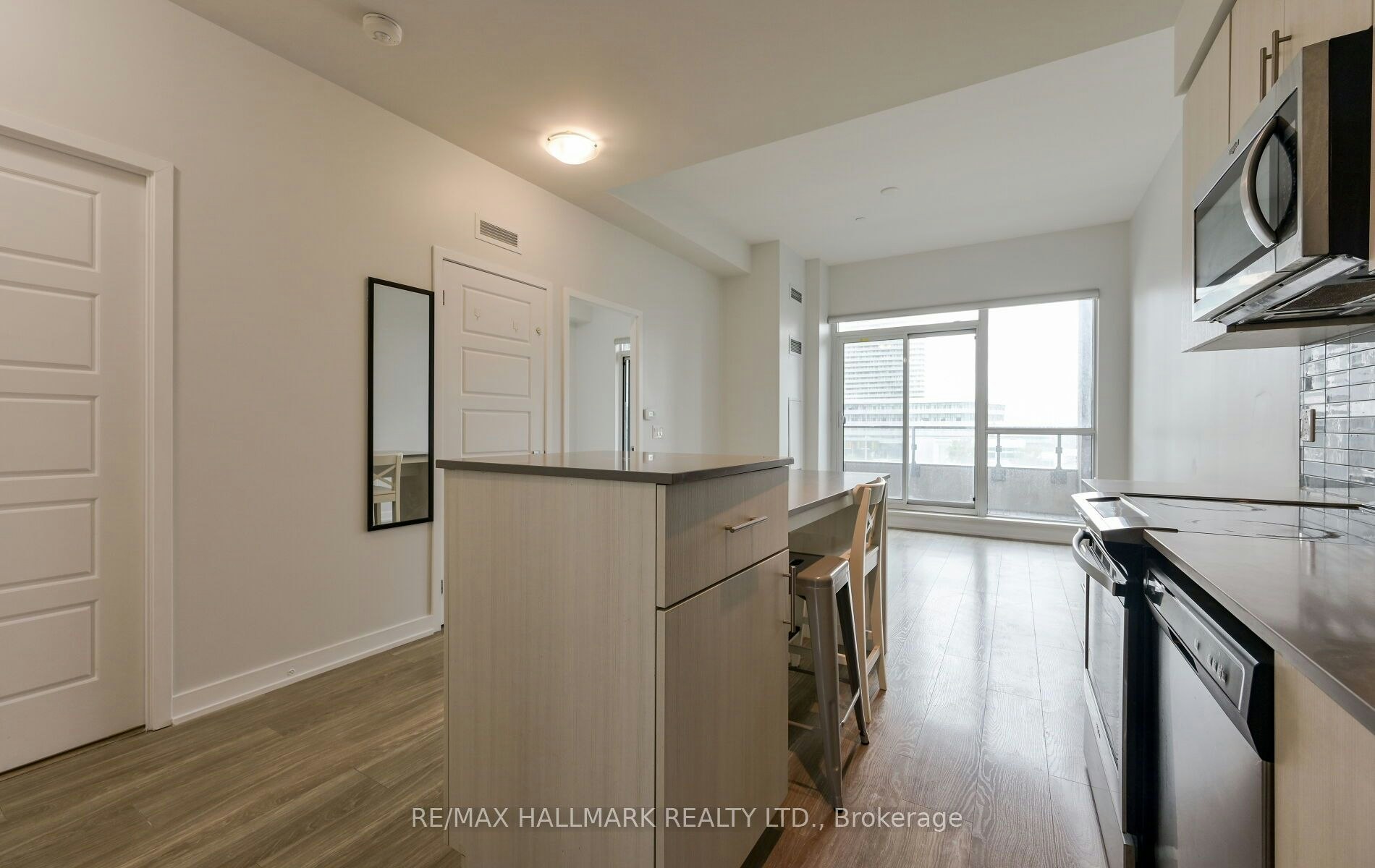 425-4055 Parkside Village Drive, Mississauga, ON, L5B 0K8 - 24