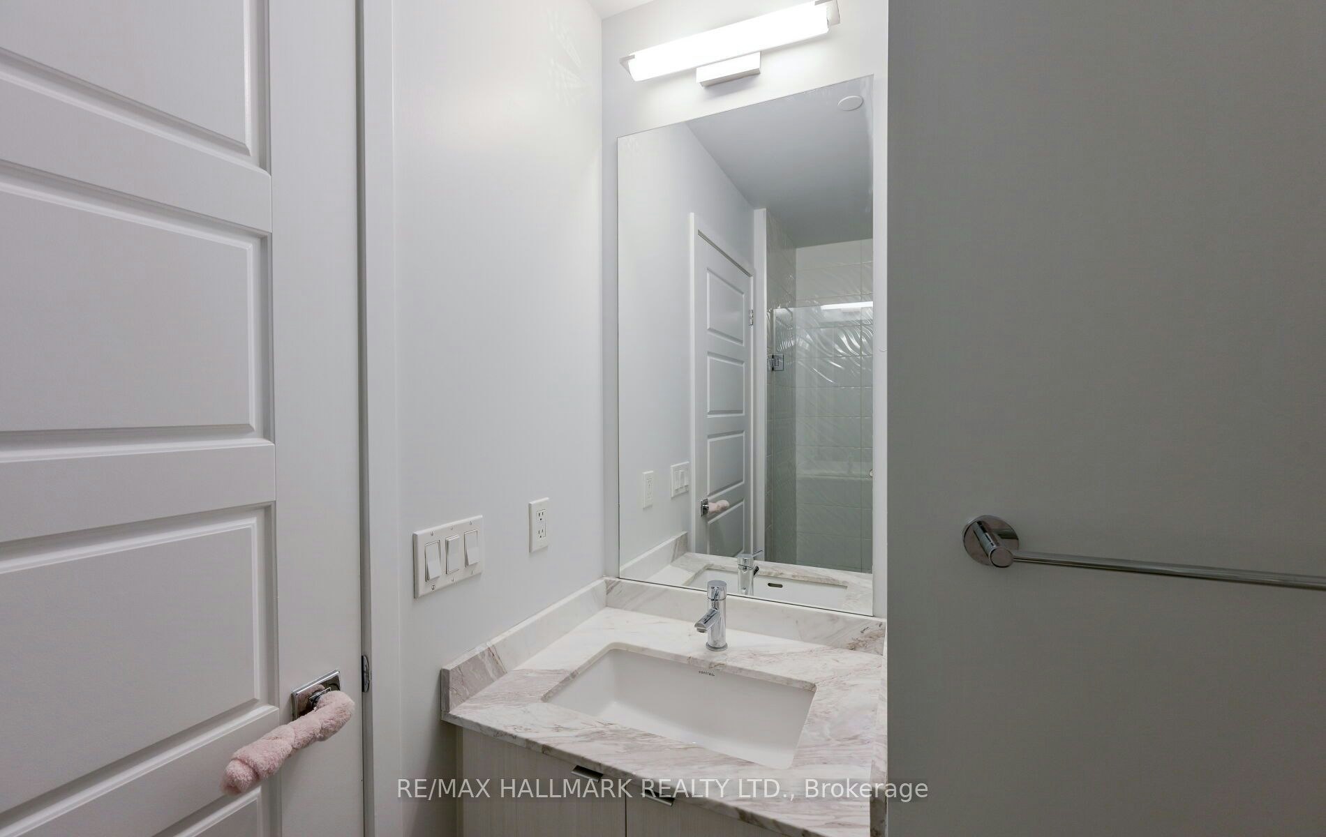 425-4055 Parkside Village Drive, Mississauga, ON, L5B 0K8 - 33