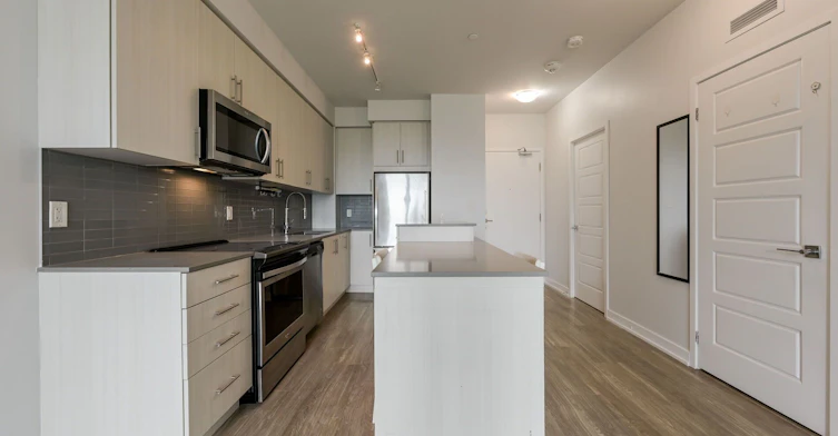 425-4055 Parkside Village Drive, Mississauga, ON, L5B 0K8 - 21