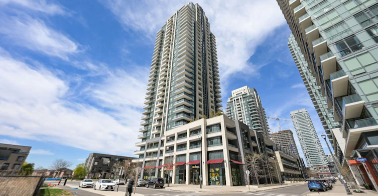 425-4055 Parkside Village Drive, Mississauga, ON, L5B 0K8 - 4