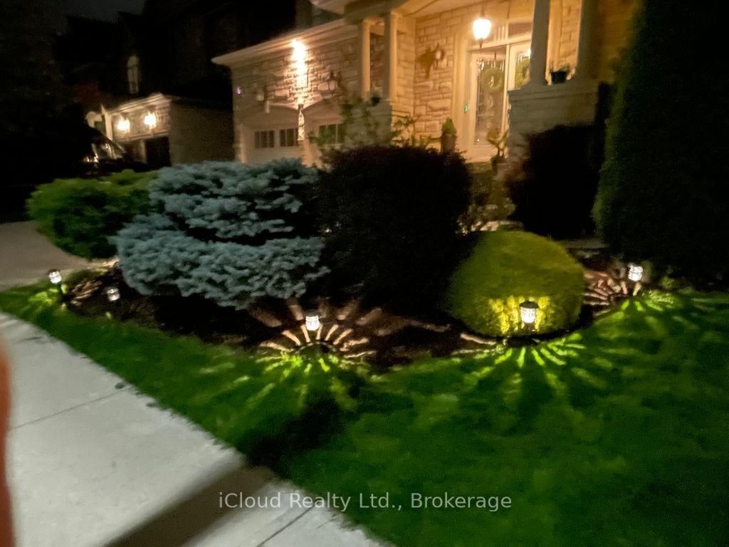2343 North Ridge Trail, Oakville, ON, L6H 0A8 - 4