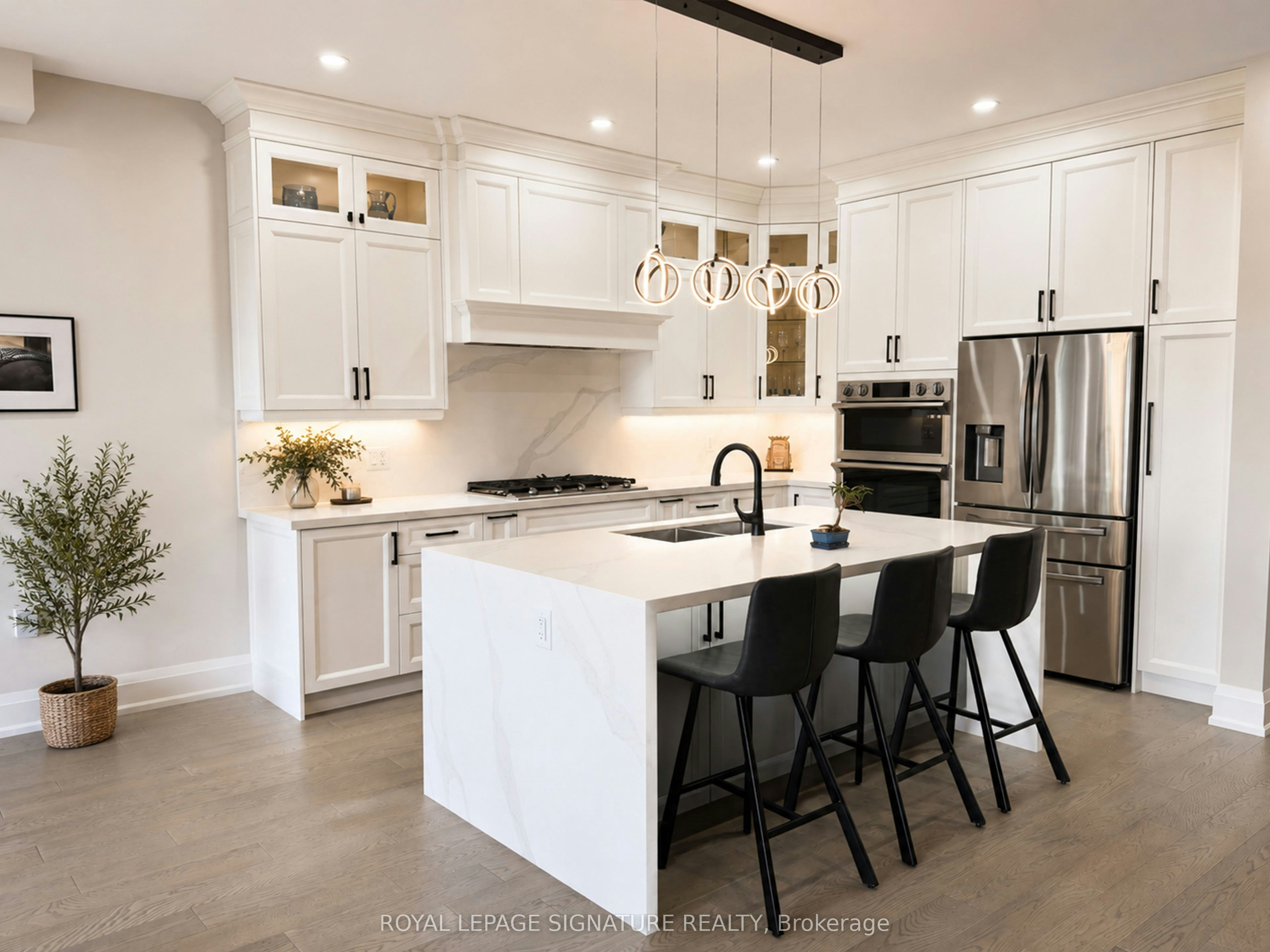920 Fourth Street, Mississauga, ON, L5E 1J6