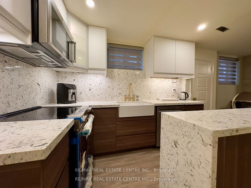 271 Sixteen Mile Drive, Oakville, ON, L6M 0V8 - 3