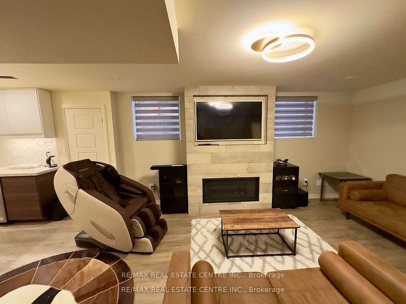 271 Sixteen Mile Drive, Oakville, ON, L6M 0V8 - 2