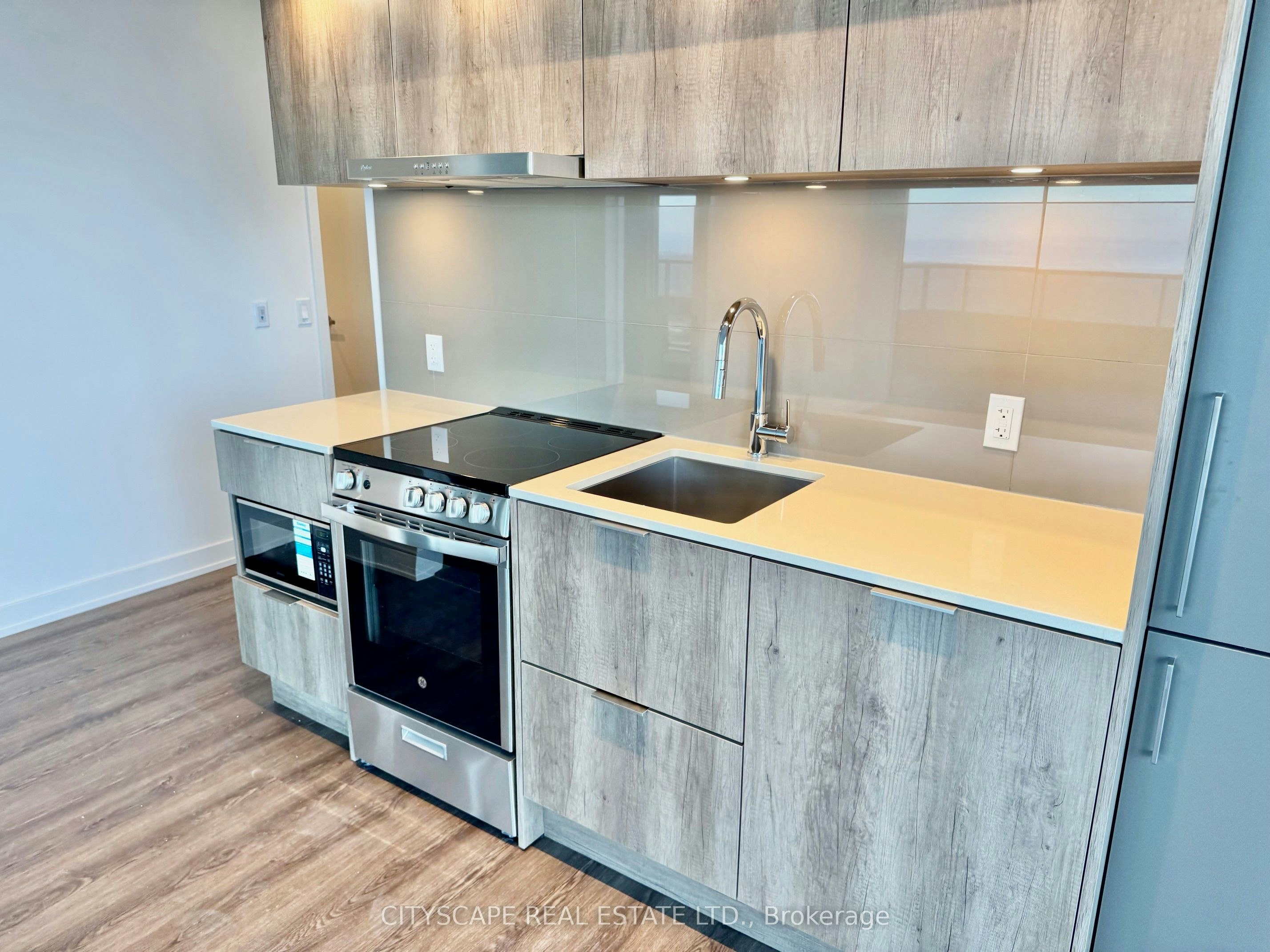 6508-448 Burnhamthorpe Road W, Mississauga, ON, L5B 0R4 - 5