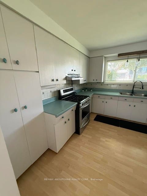 283 Kenwood Avenue, Burlington, ON, L7L 4L9 - 12