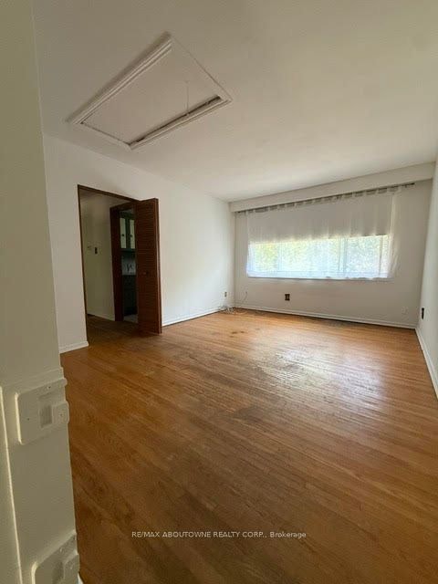 283 Kenwood Avenue, Burlington, ON, L7L 4L9 - 4