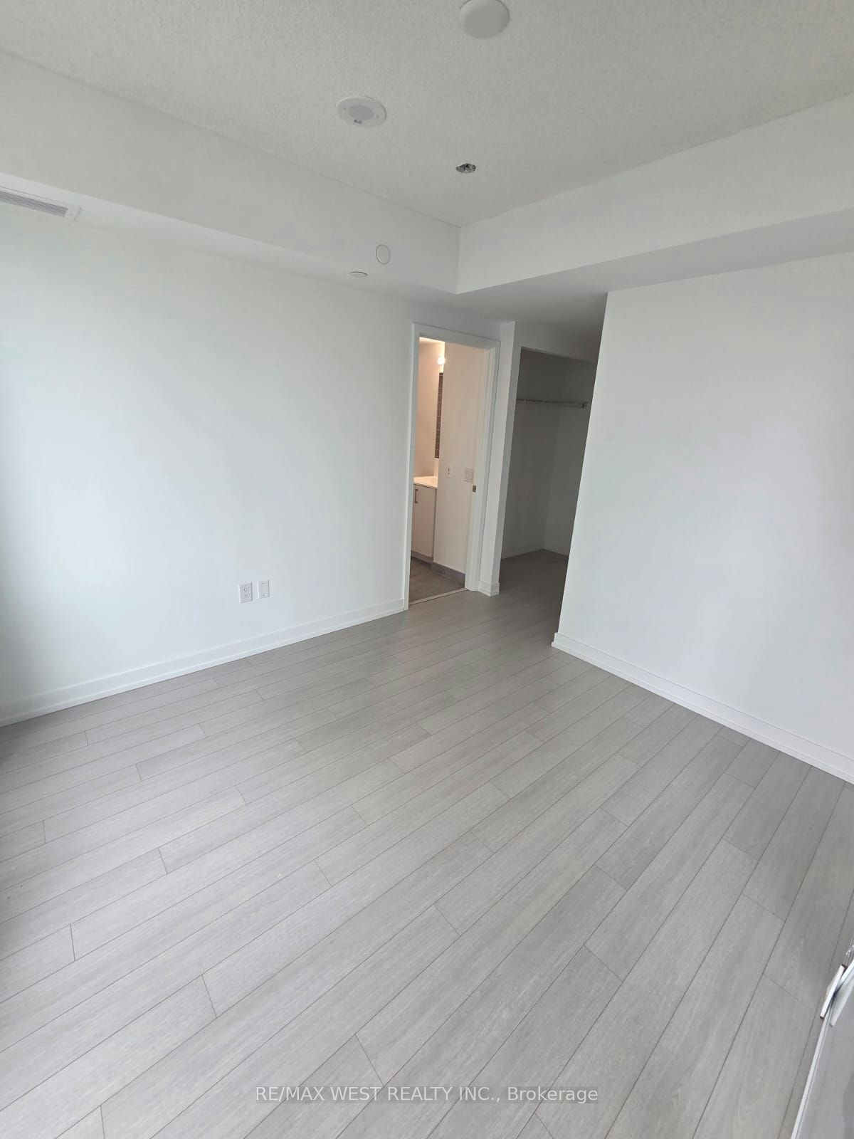 1419-4010 Eglinton Avenue W, Toronto, ON, M9A 0G5 - 9