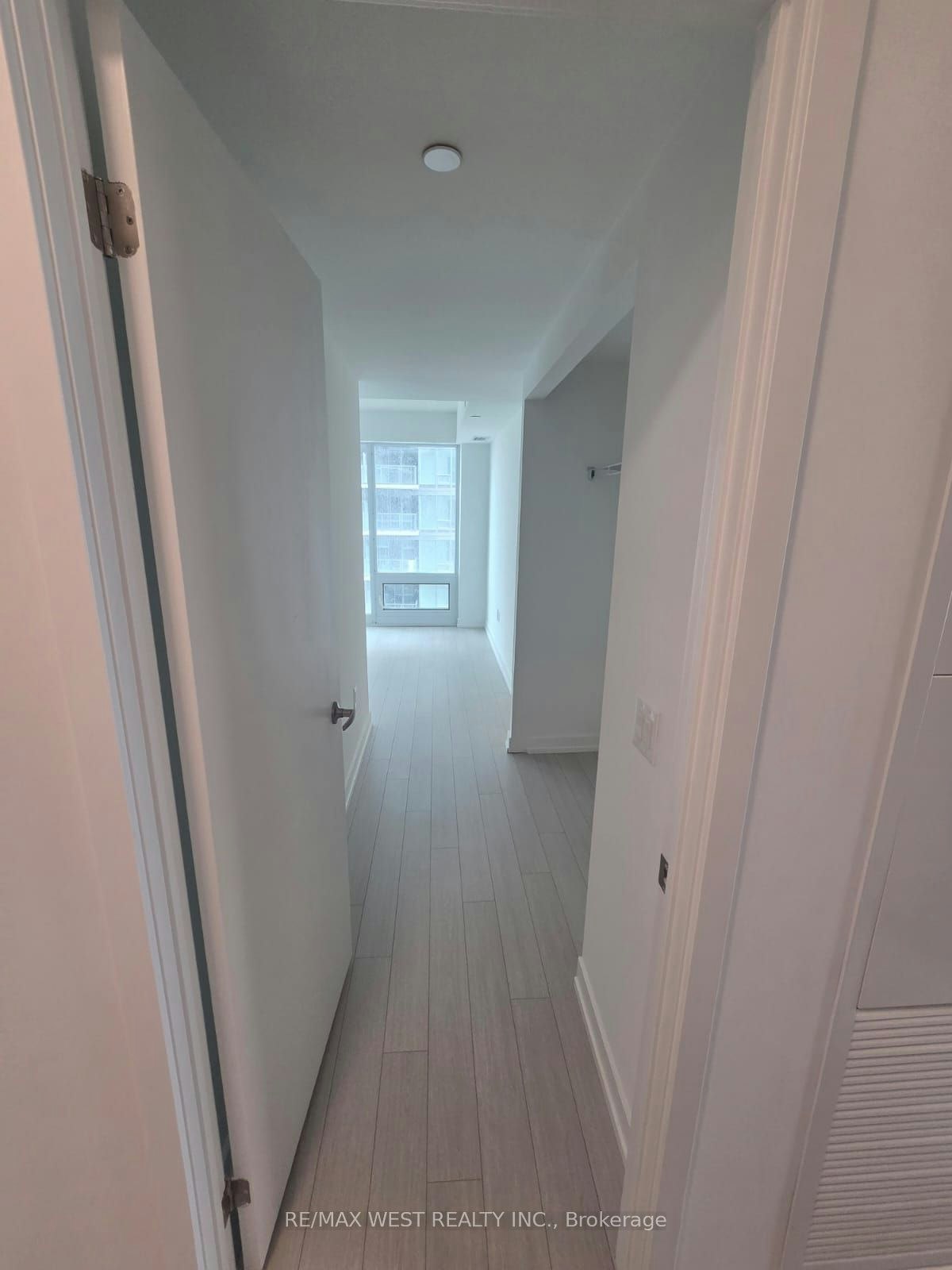 1419-4010 Eglinton Avenue W, Toronto, ON, M9A 0G5 - 4