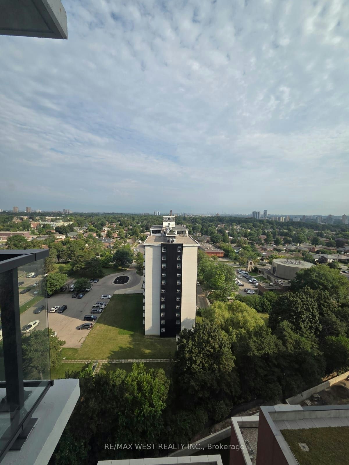 1419-4010 Eglinton Avenue W, Toronto, ON, M9A 0G5 - 12