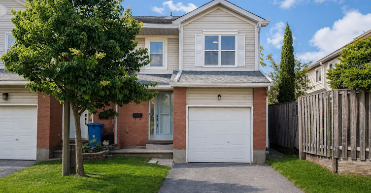 23-100 Century Drive, Orangeville, ON, L9W 4L3