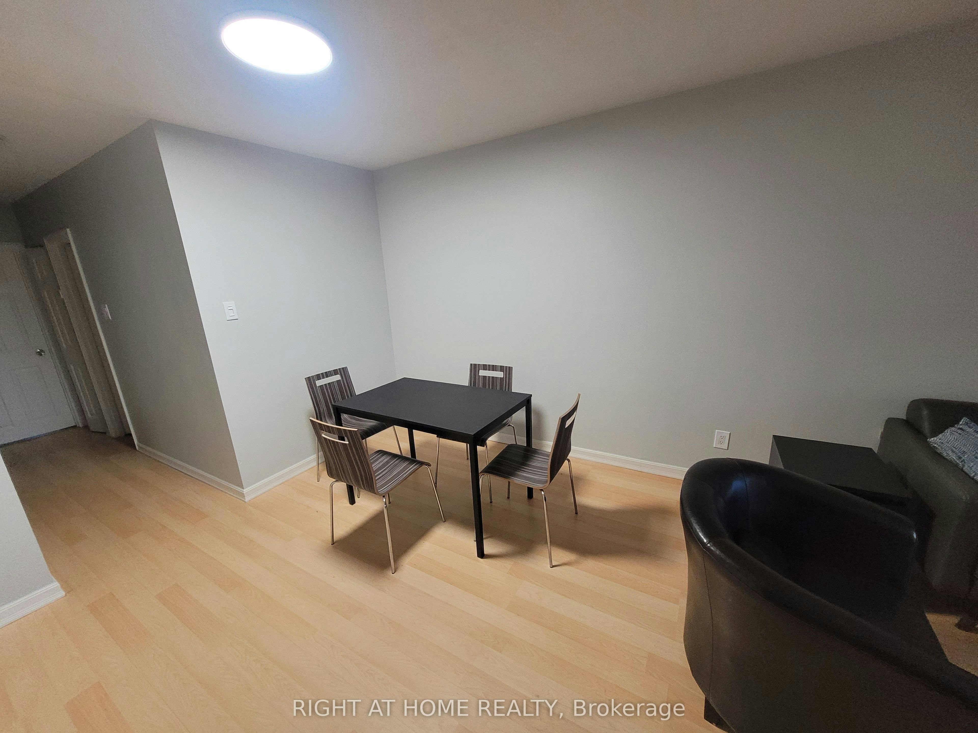 2415 Padstow Crescent, Mississauga, ON, L5J 2G2 - 6