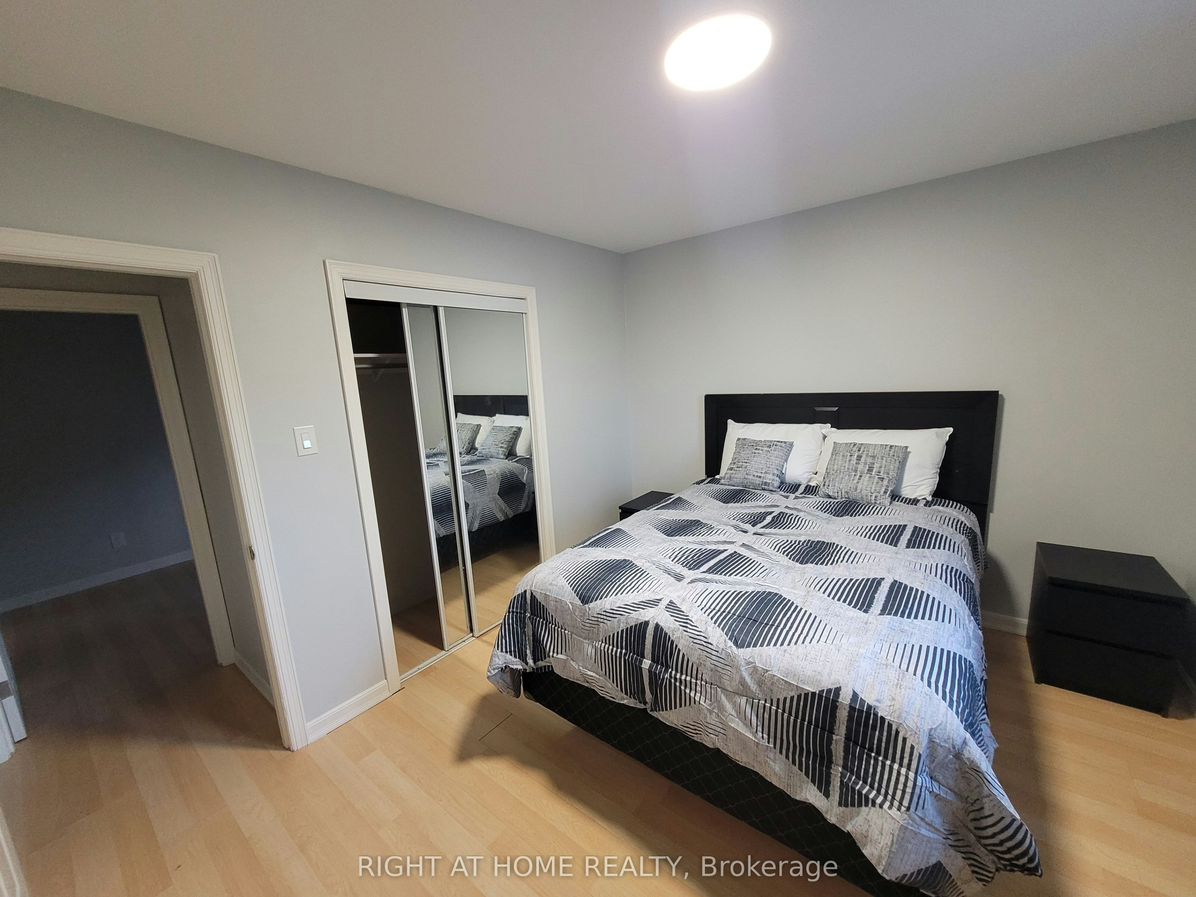 2415 Padstow Crescent, Mississauga, ON, L5J 2G2 - 10