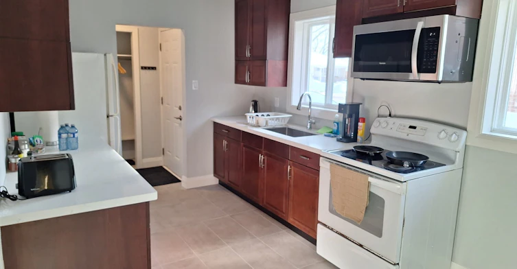 2415 Padstow Crescent, Mississauga, ON, L5J 2G2 - 3