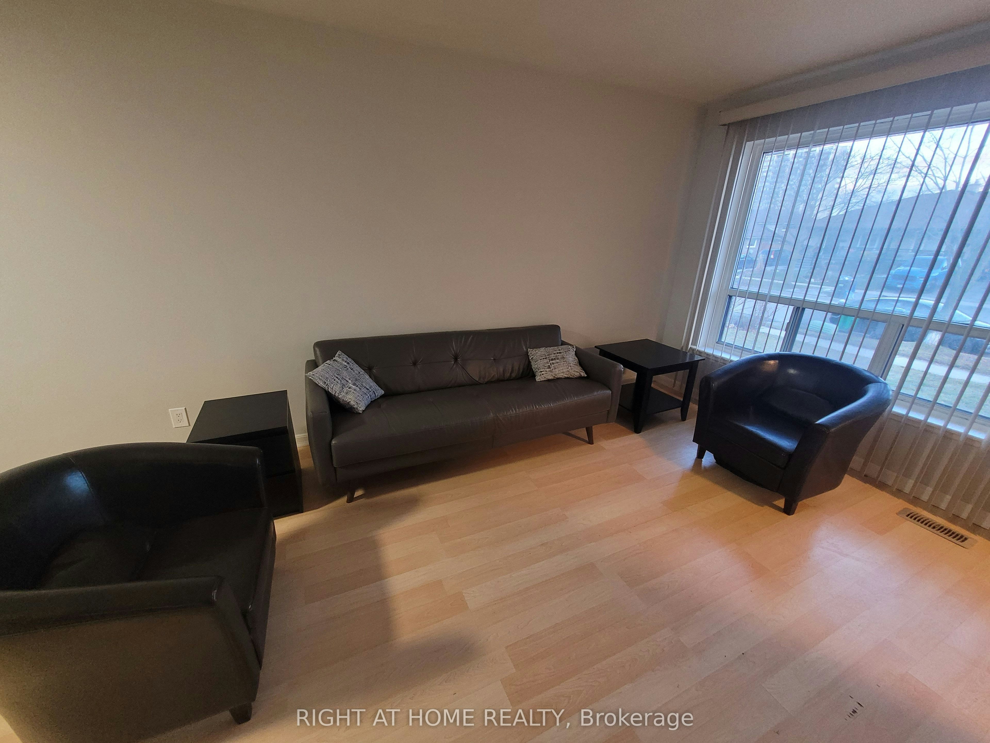 2415 Padstow Crescent, Mississauga, ON, L5J 2G2 - 7