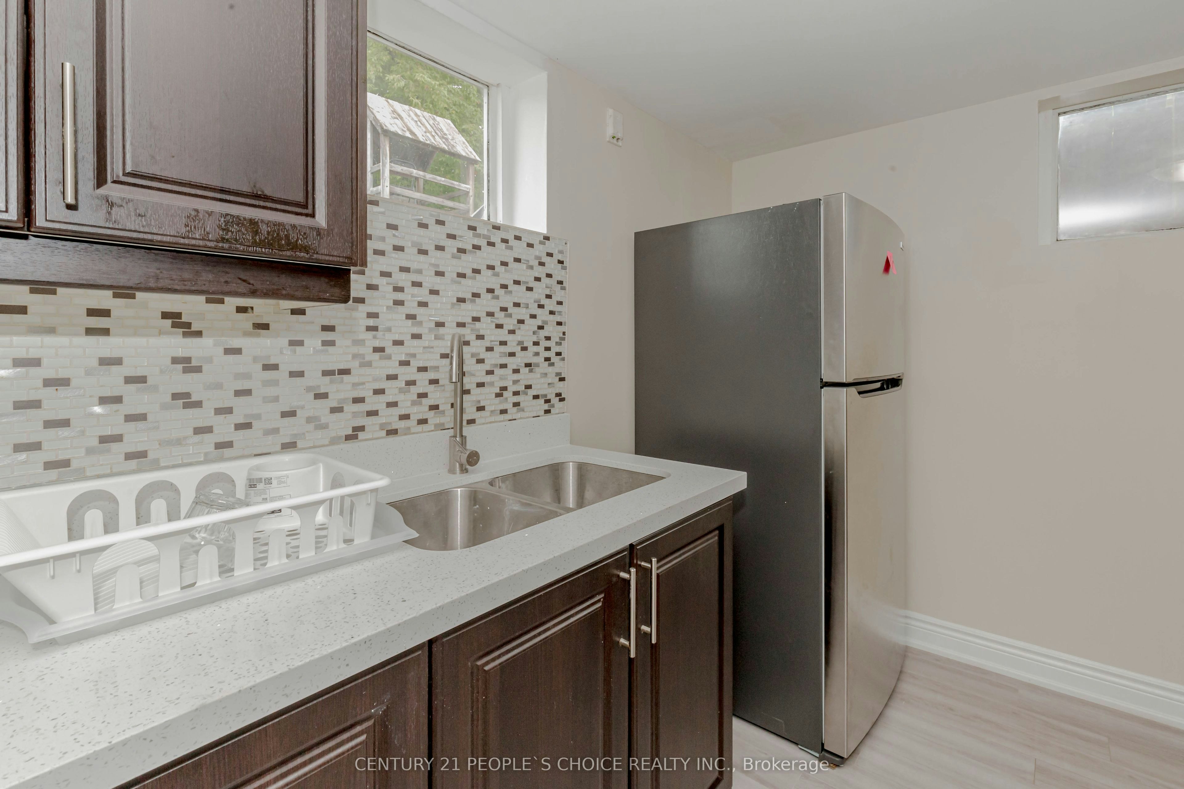 215 Jeffcoat Drive, Toronto, ON, M9W 3E2 - 24