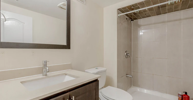 215 Jeffcoat Drive, Toronto, ON, M9W 3E2 - 29
