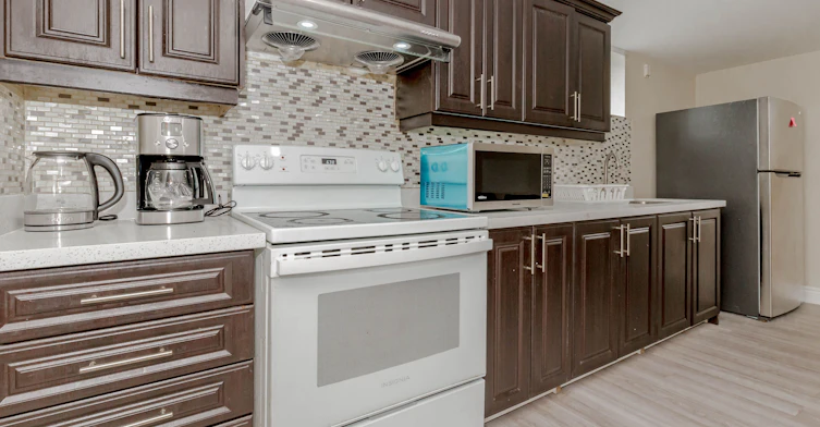 215 Jeffcoat Drive, Toronto, ON, M9W 3E2 - 20