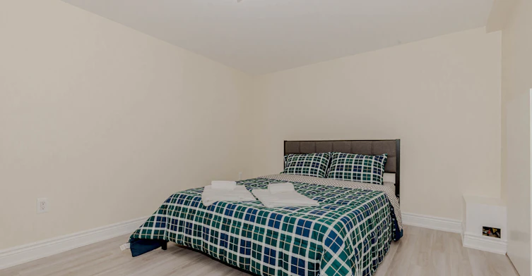 215 Jeffcoat Drive, Toronto, ON, M9W 3E2 - 32