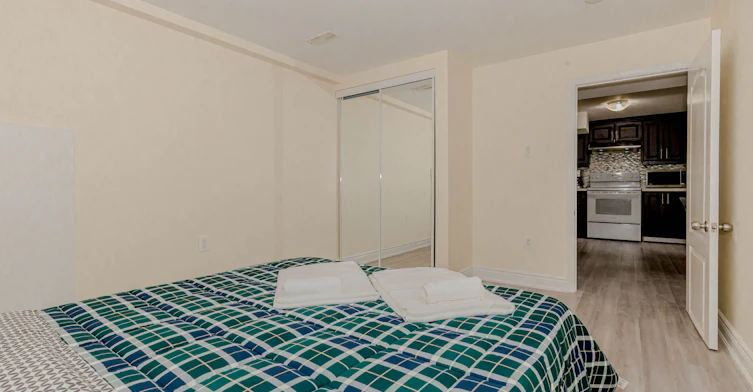 215 Jeffcoat Drive, Toronto, ON, M9W 3E2 - 33